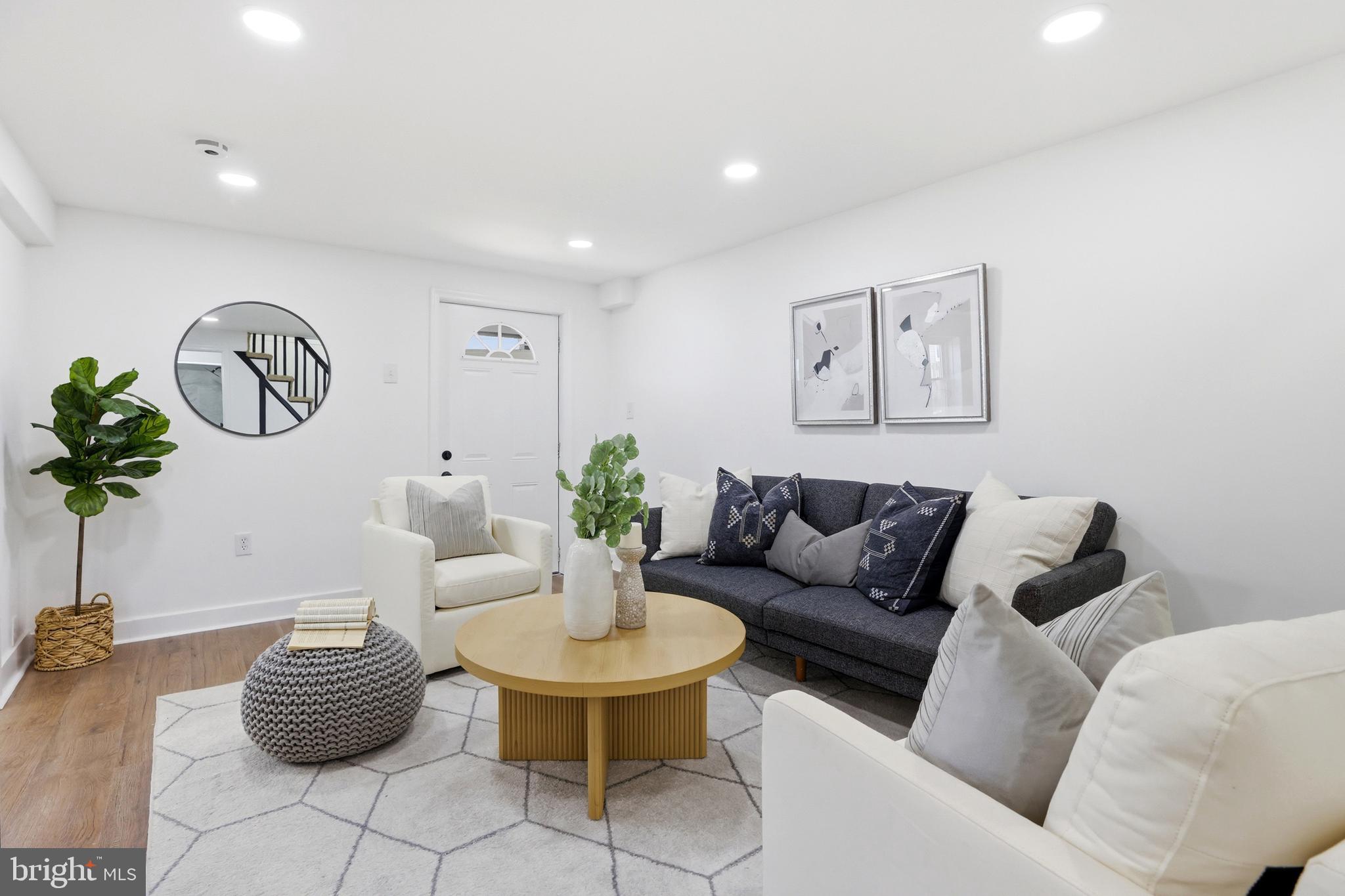 525 45TH STREET