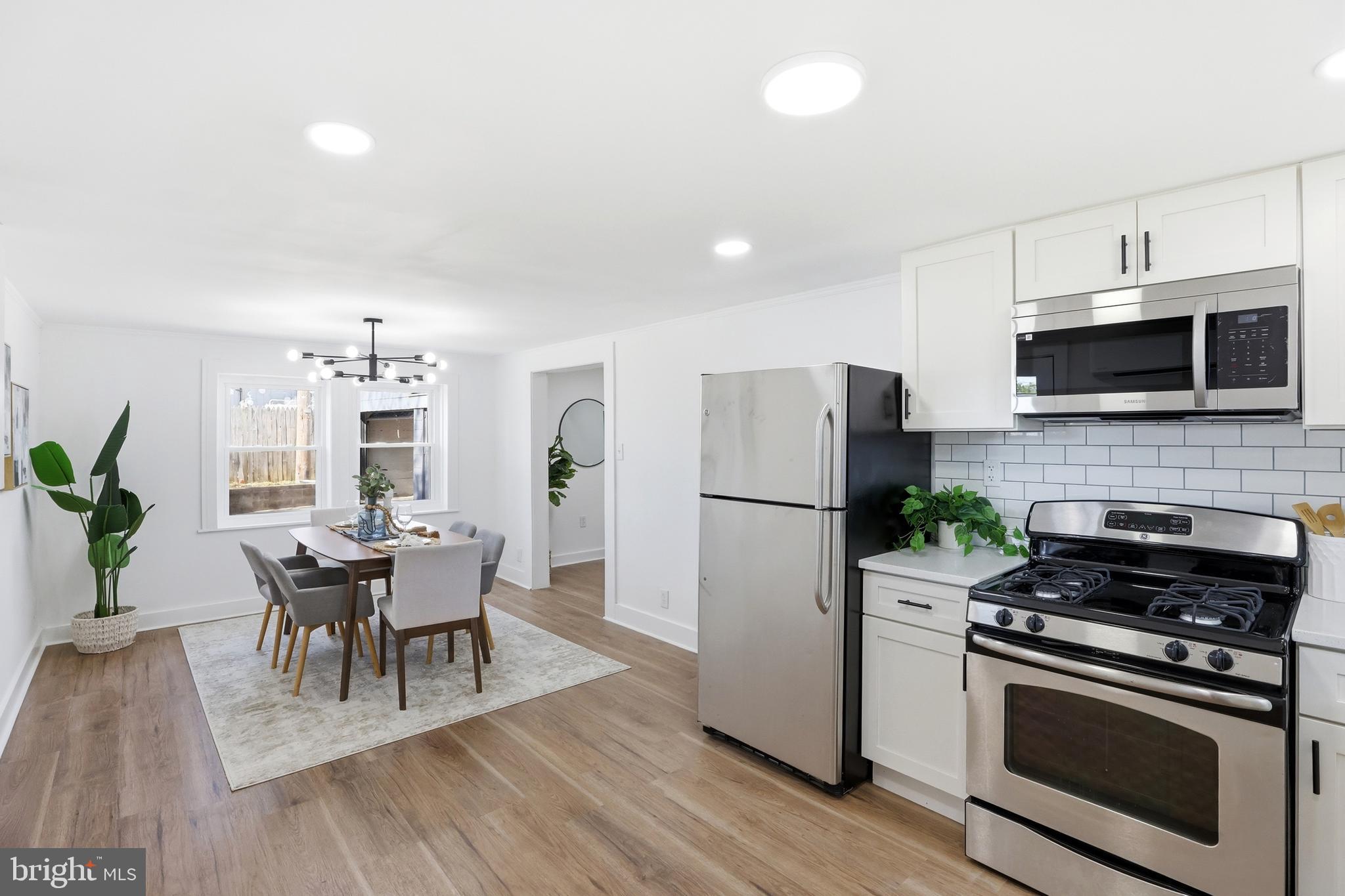 525 45TH STREET