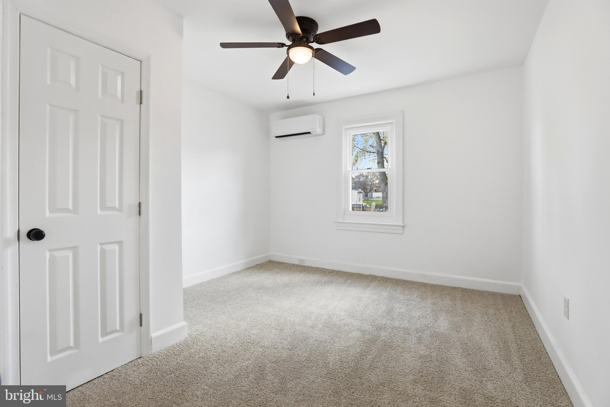 525 45TH STREET