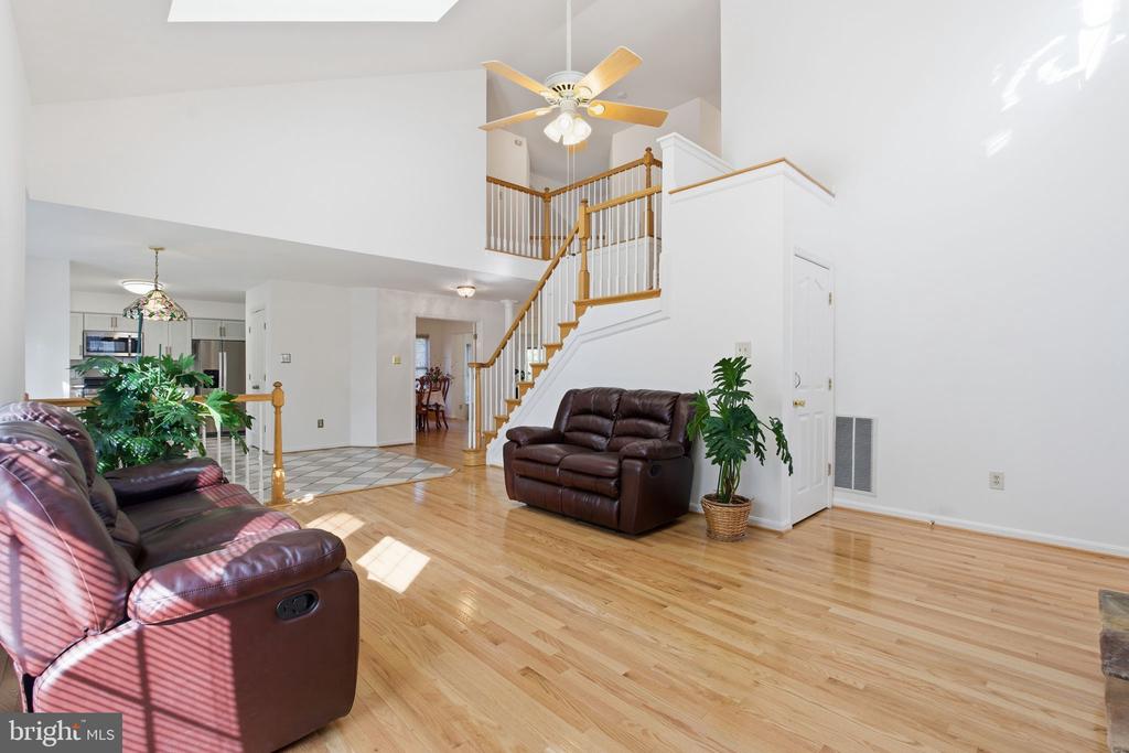 9500 MEADOWS FARM DRIVE