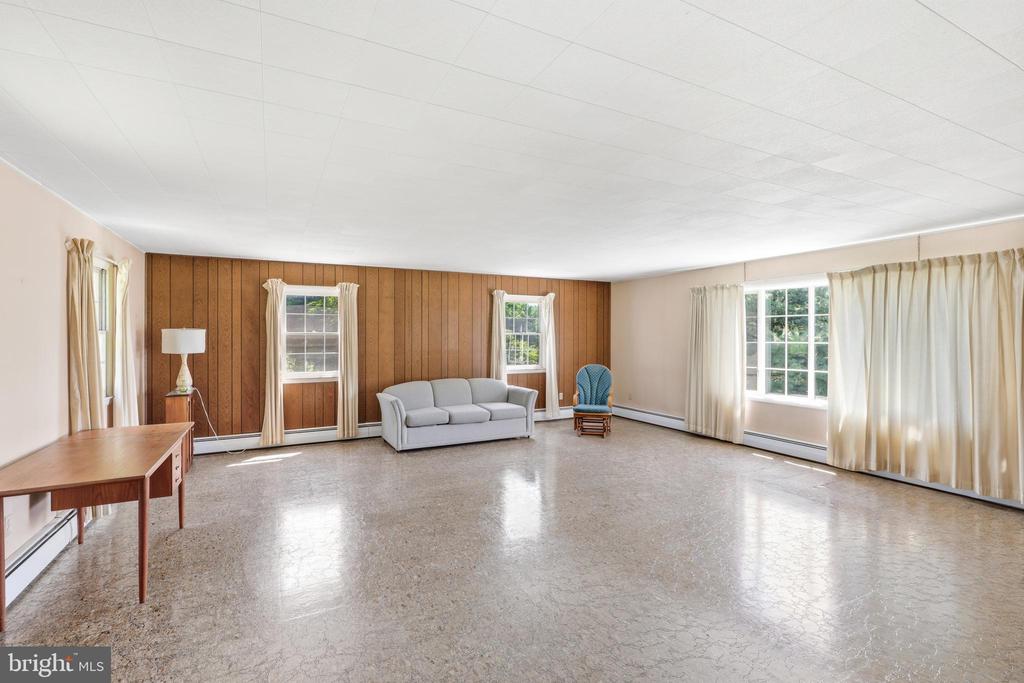 4308 MEADOWCLIFF ROAD