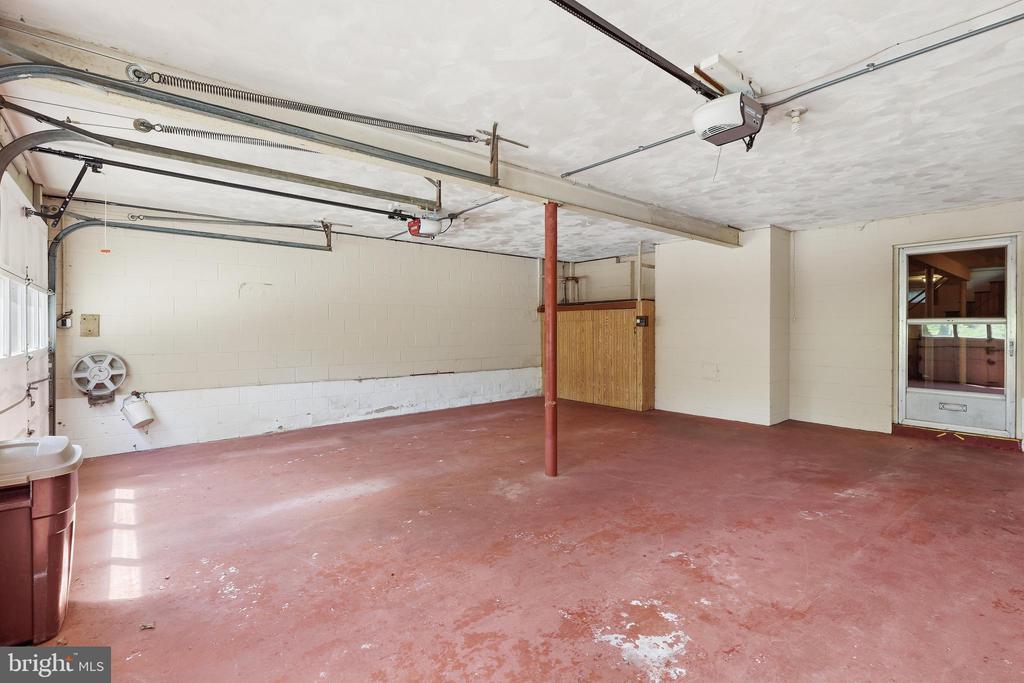 4308 MEADOWCLIFF ROAD
