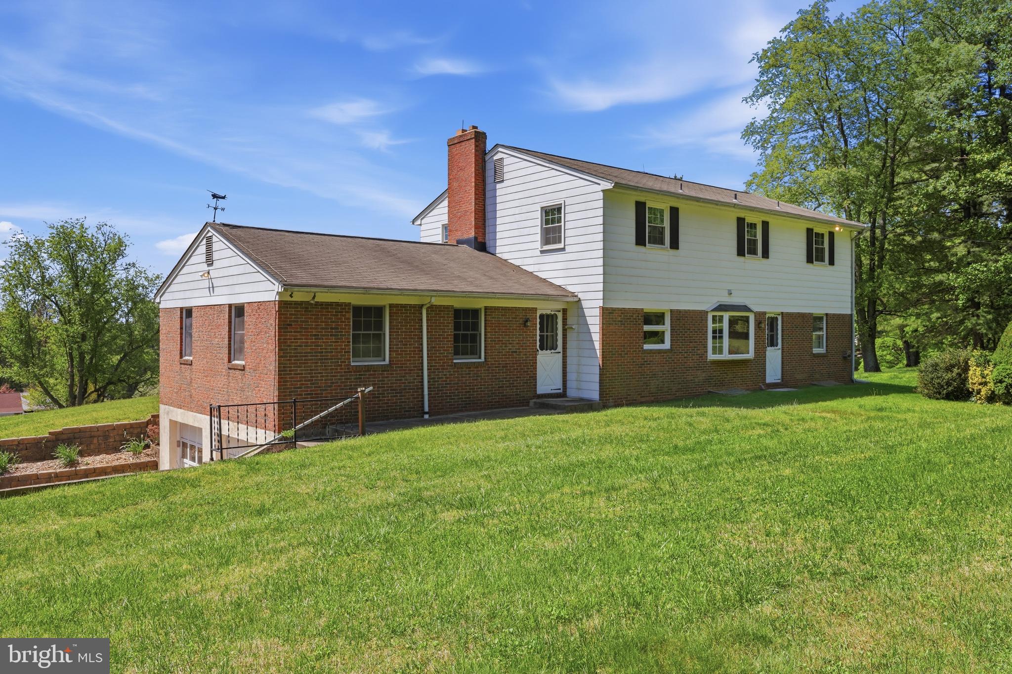 4308 MEADOWCLIFF ROAD