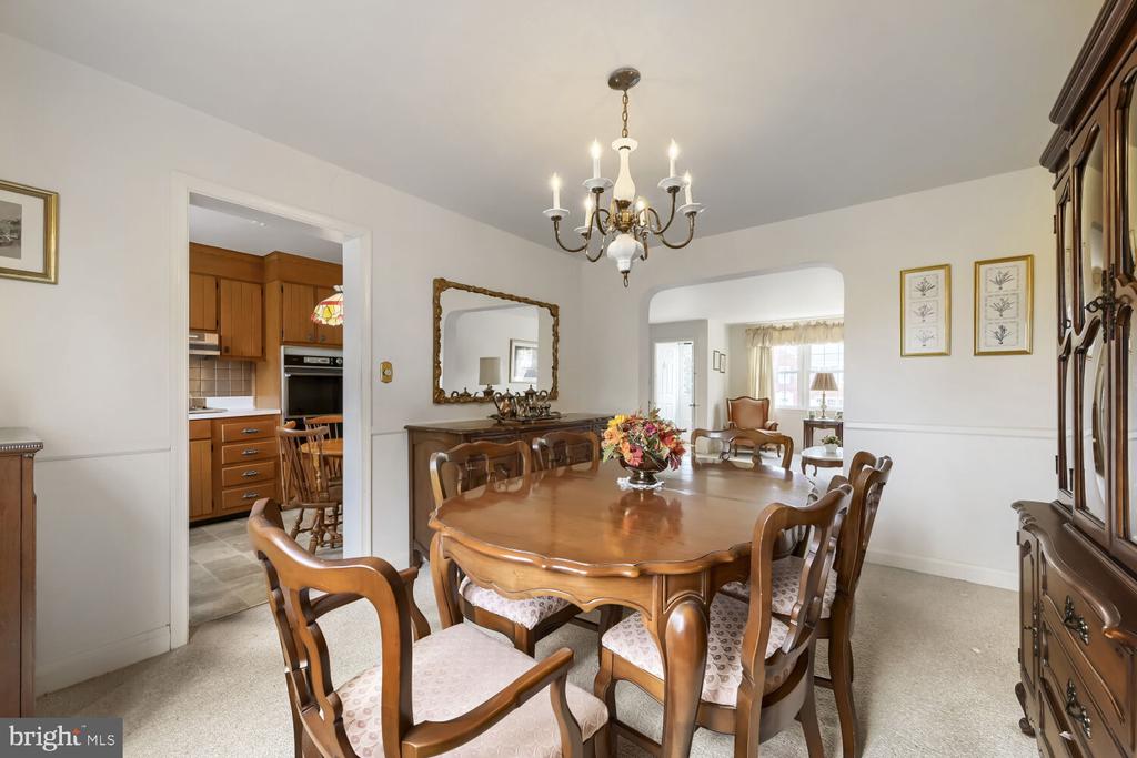 1566 COTTAGE LANE