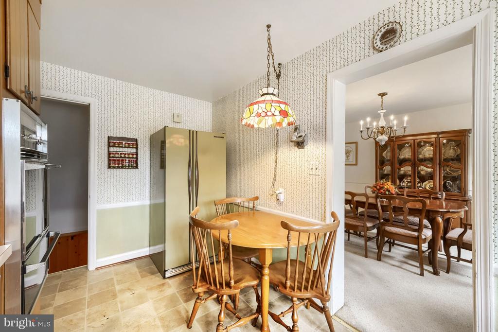 1566 COTTAGE LANE