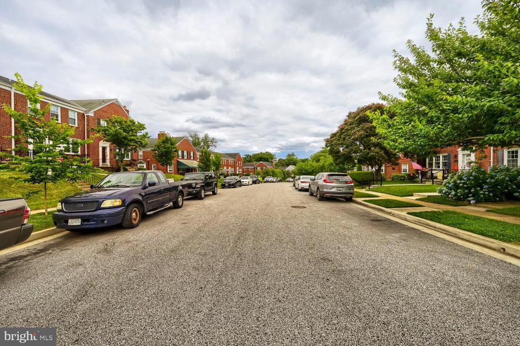 1566 COTTAGE LANE