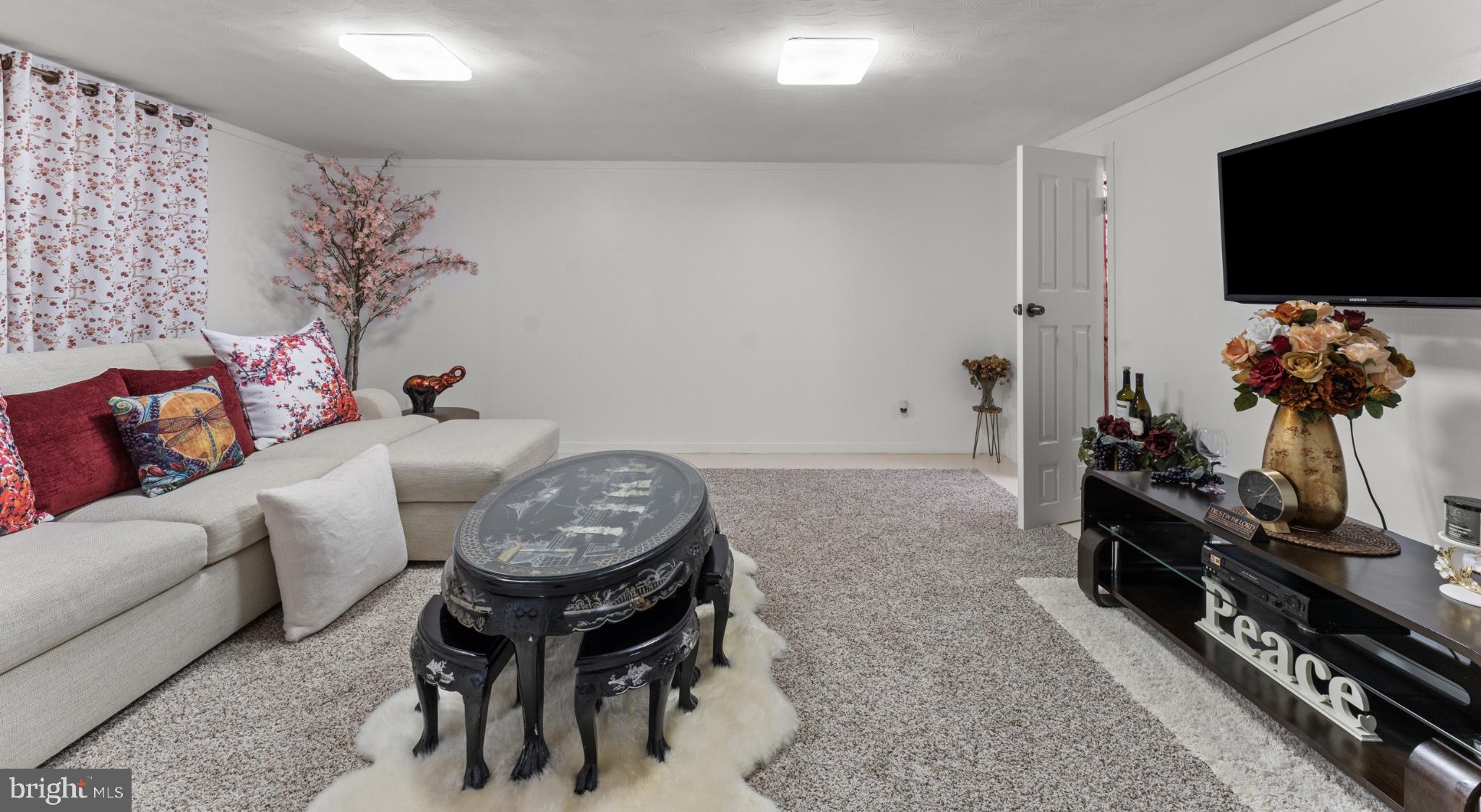 8210 STREAMWOOD DRIVE