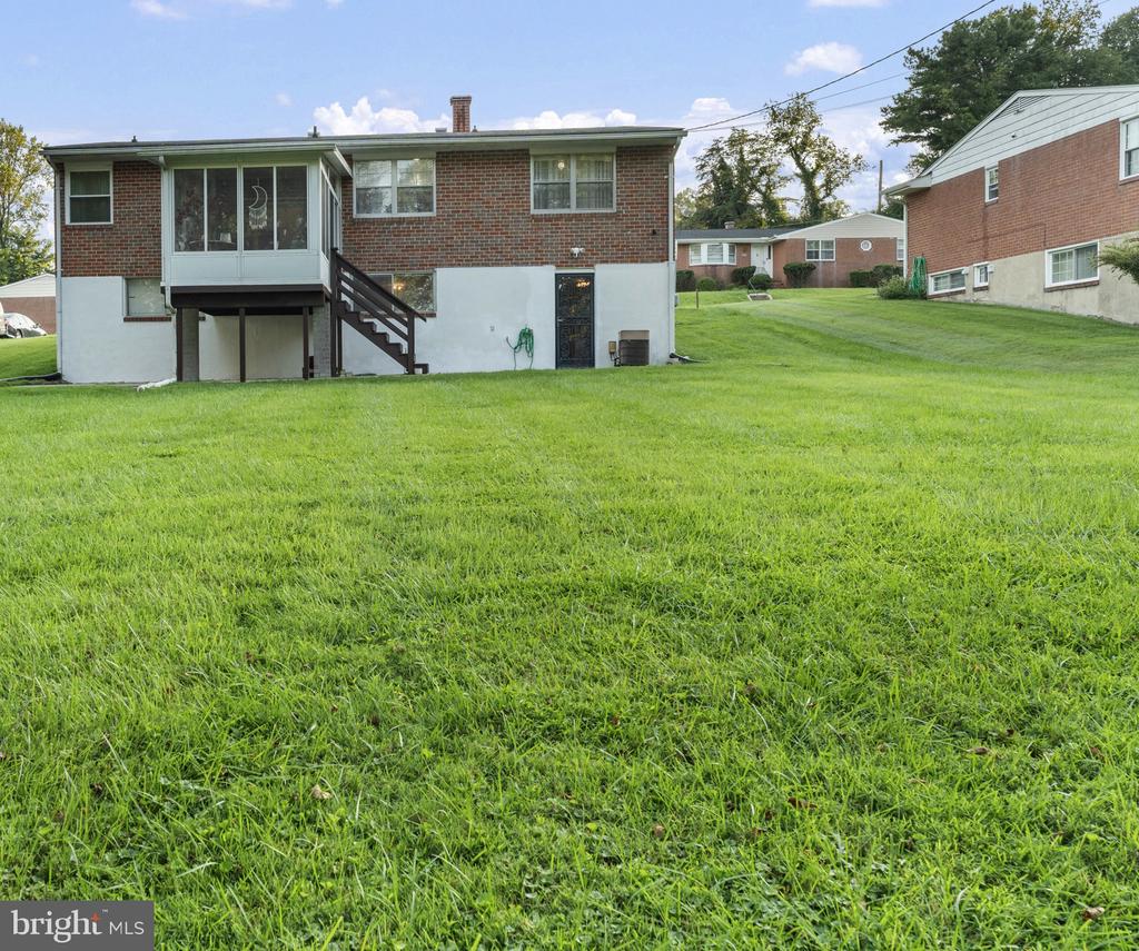 8210 STREAMWOOD DRIVE