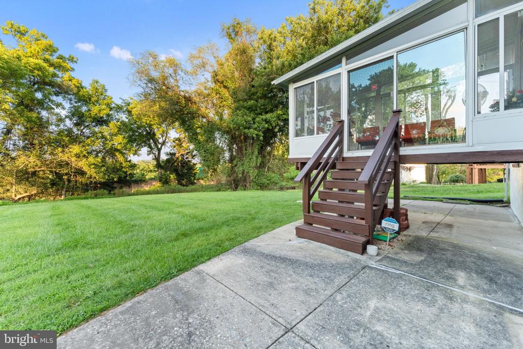 8210 STREAMWOOD DRIVE
