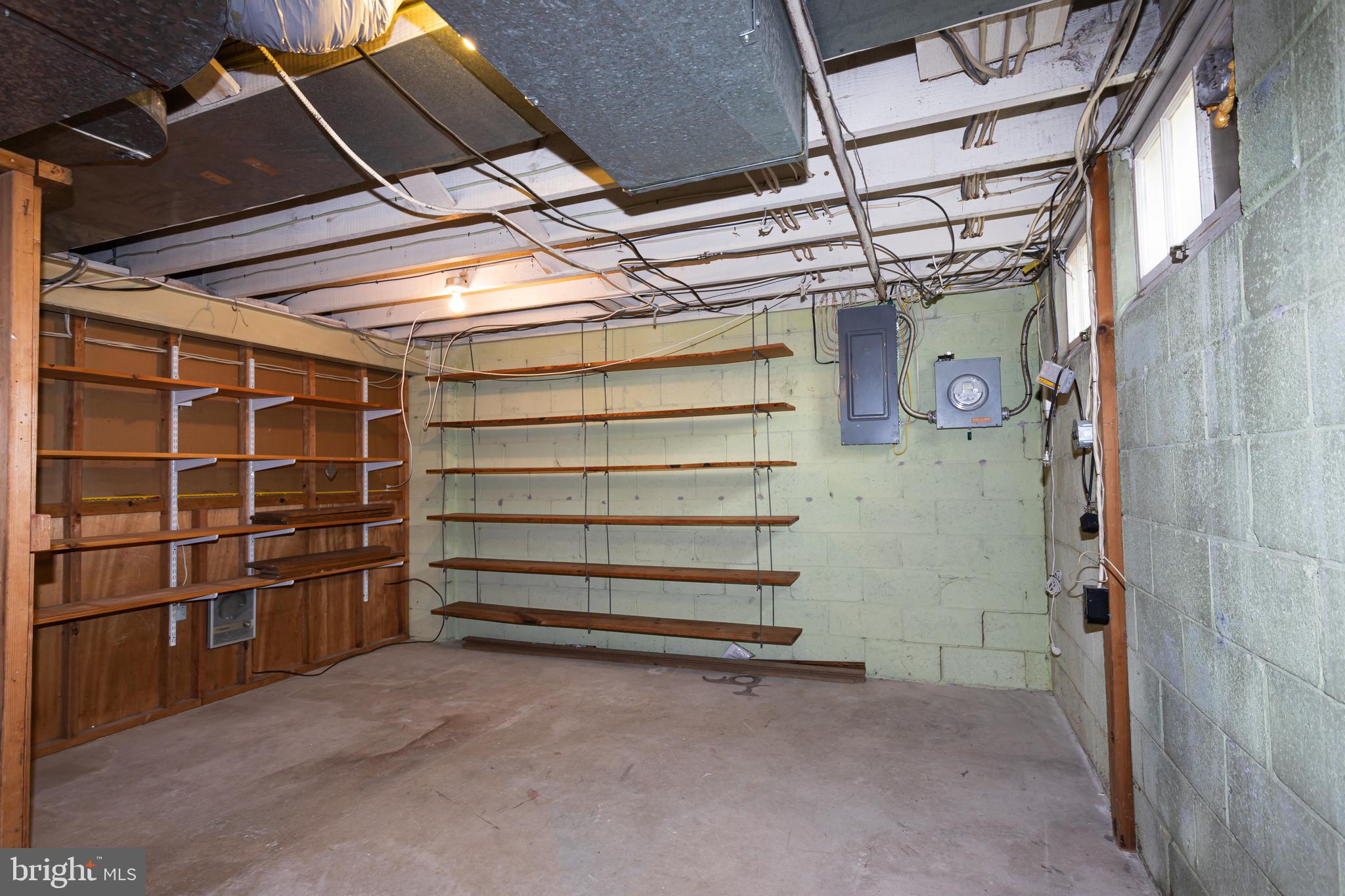 8426 PLEASANT PLAINS