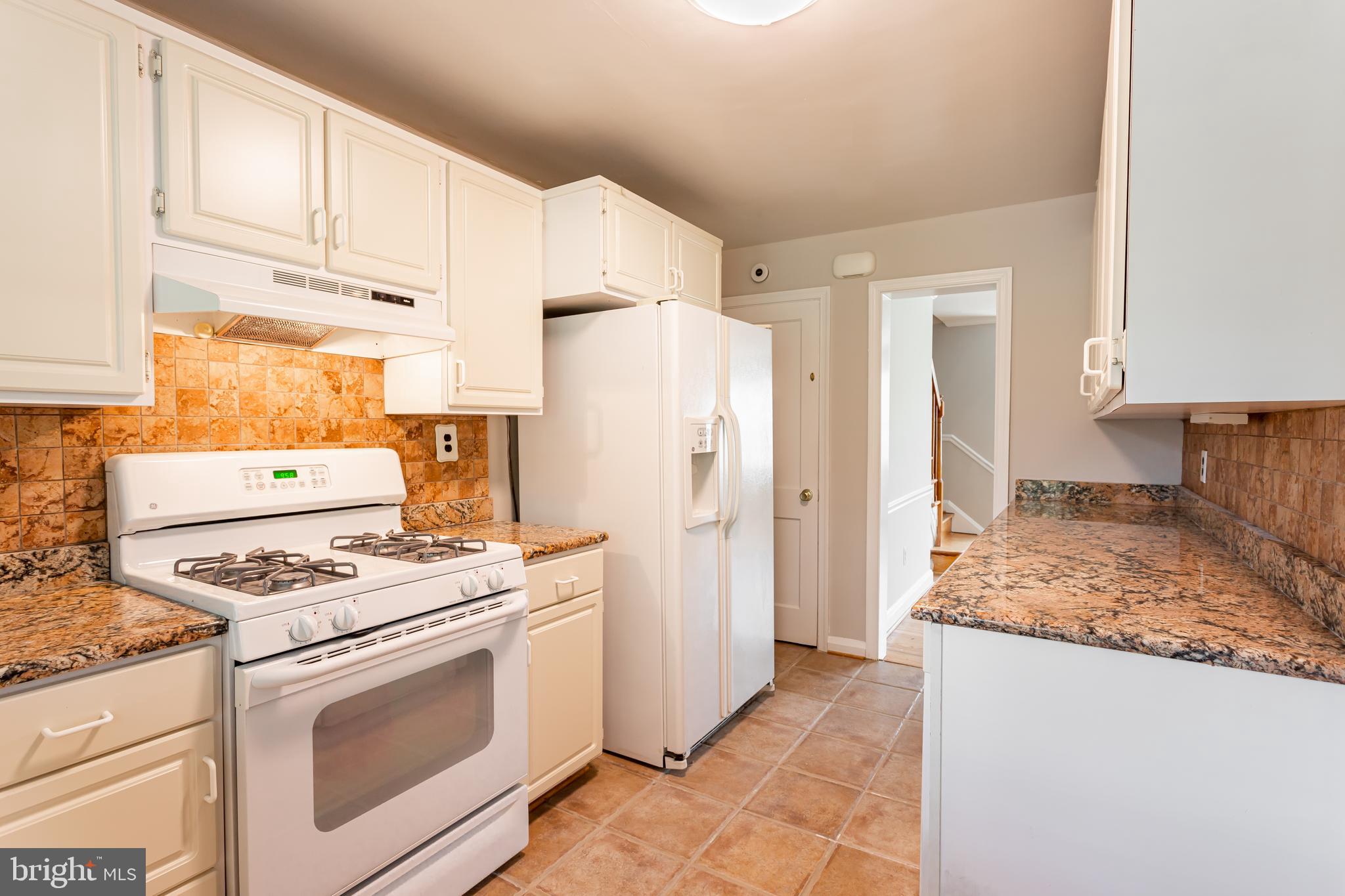 8426 PLEASANT PLAINS