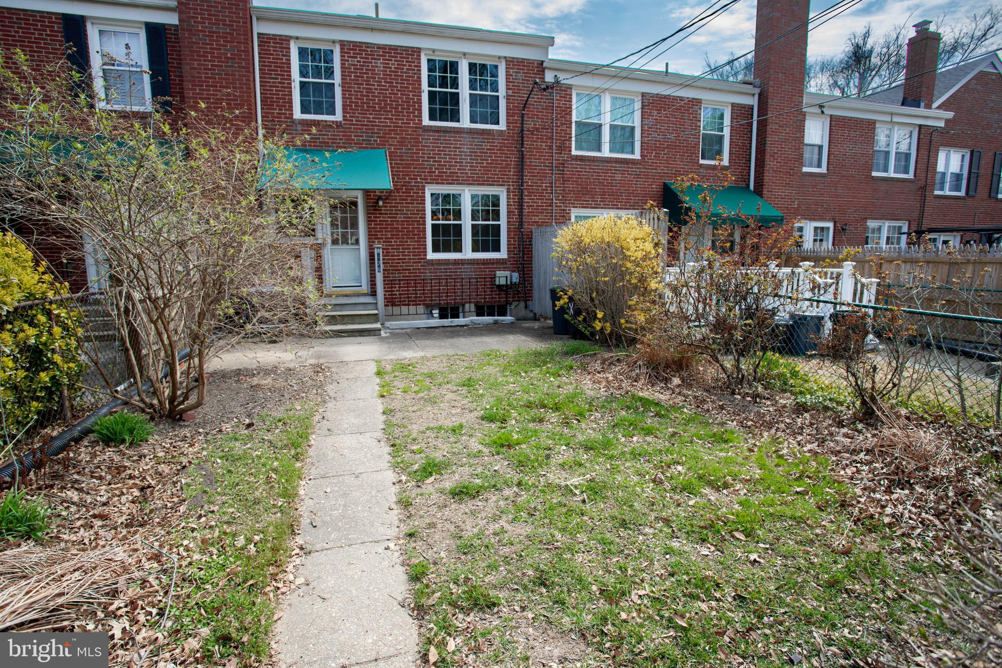 8426 PLEASANT PLAINS