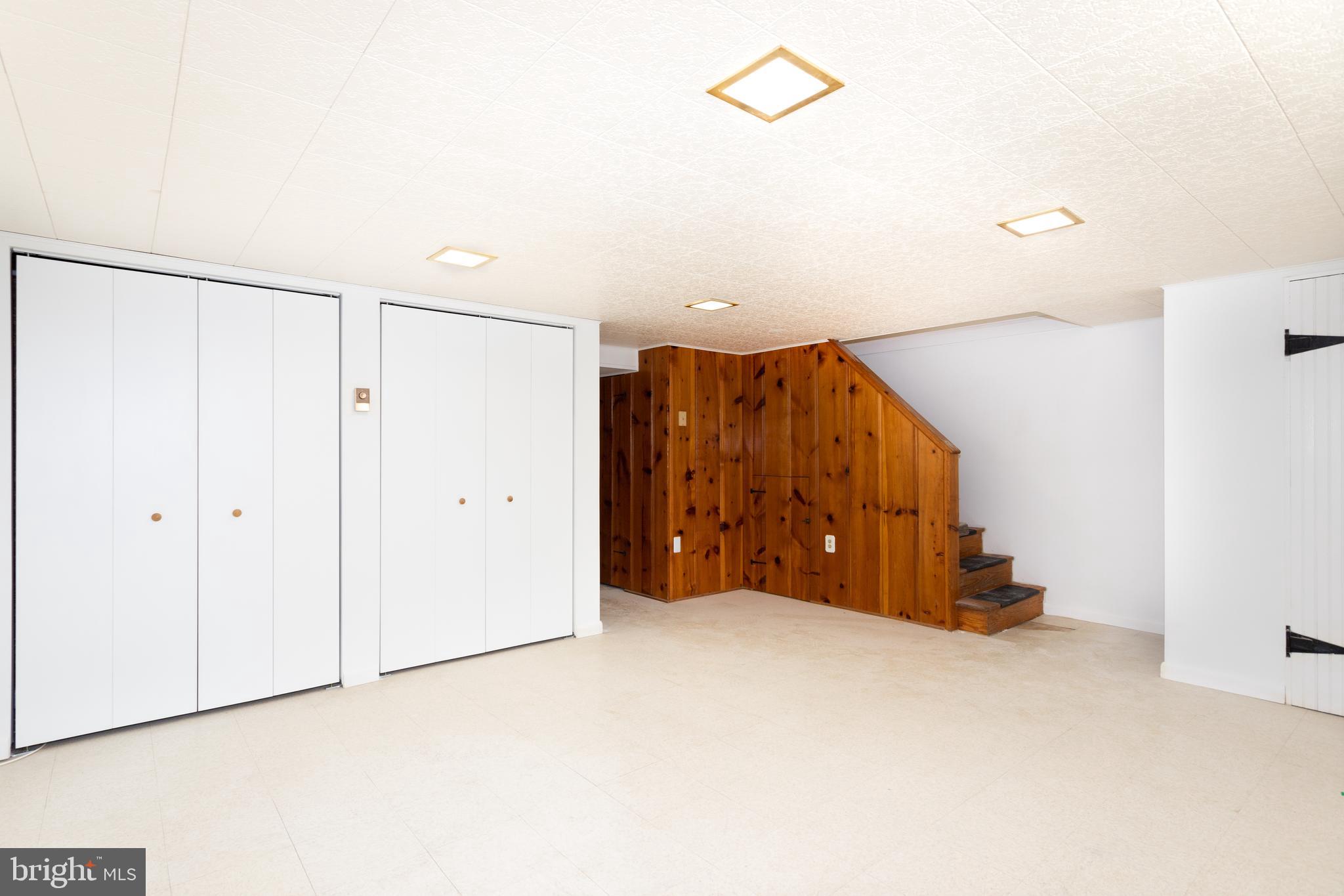 8426 PLEASANT PLAINS