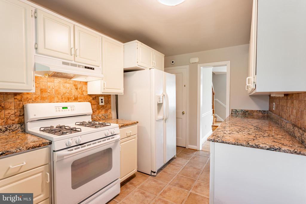 8426 PLEASANT PLAINS