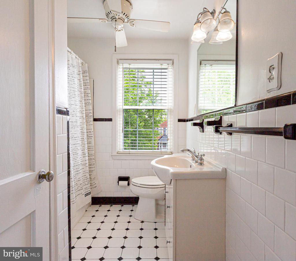 8426 PLEASANT PLAINS