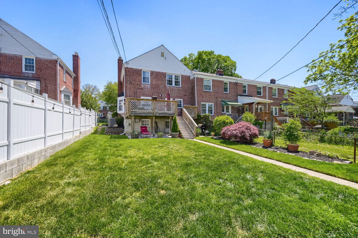 1827 EDGEWOOD ROAD