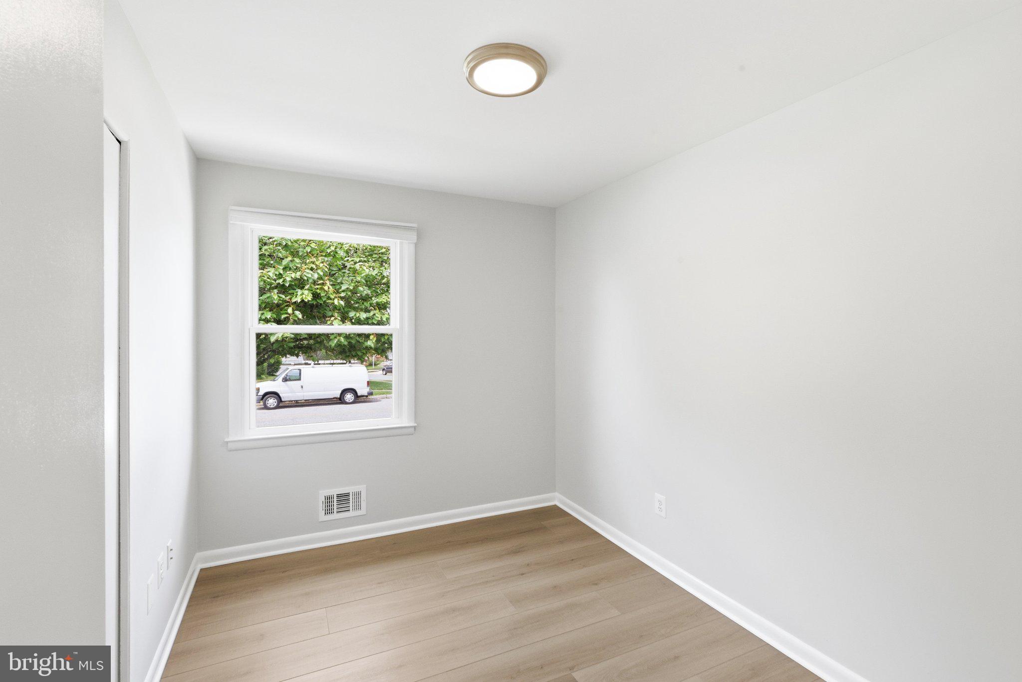 9005 PERRING PARK ROAD