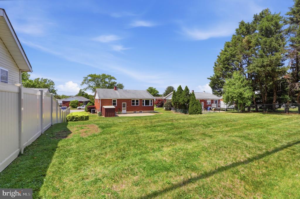 9005 PERRING PARK ROAD