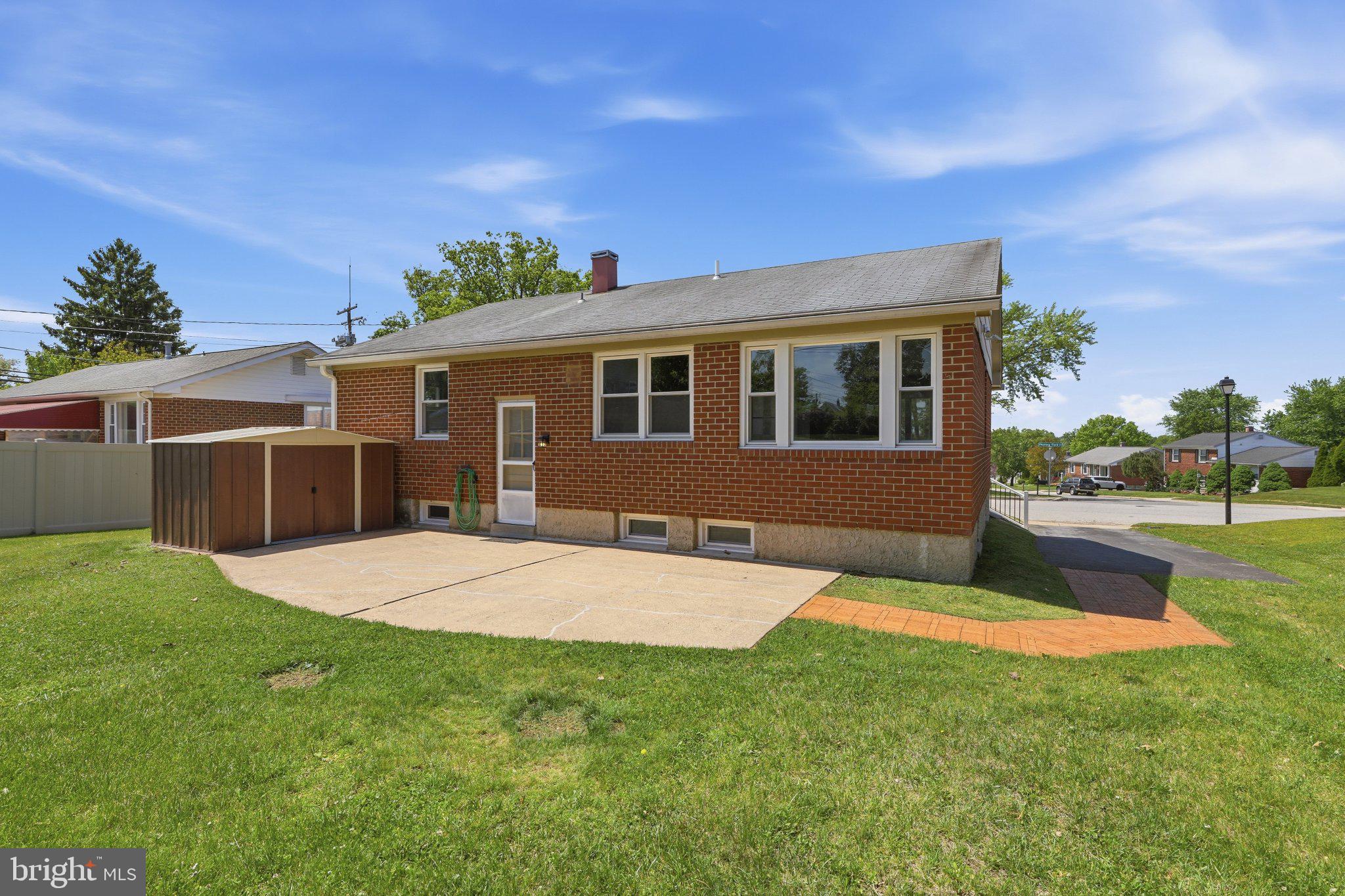 9005 PERRING PARK ROAD