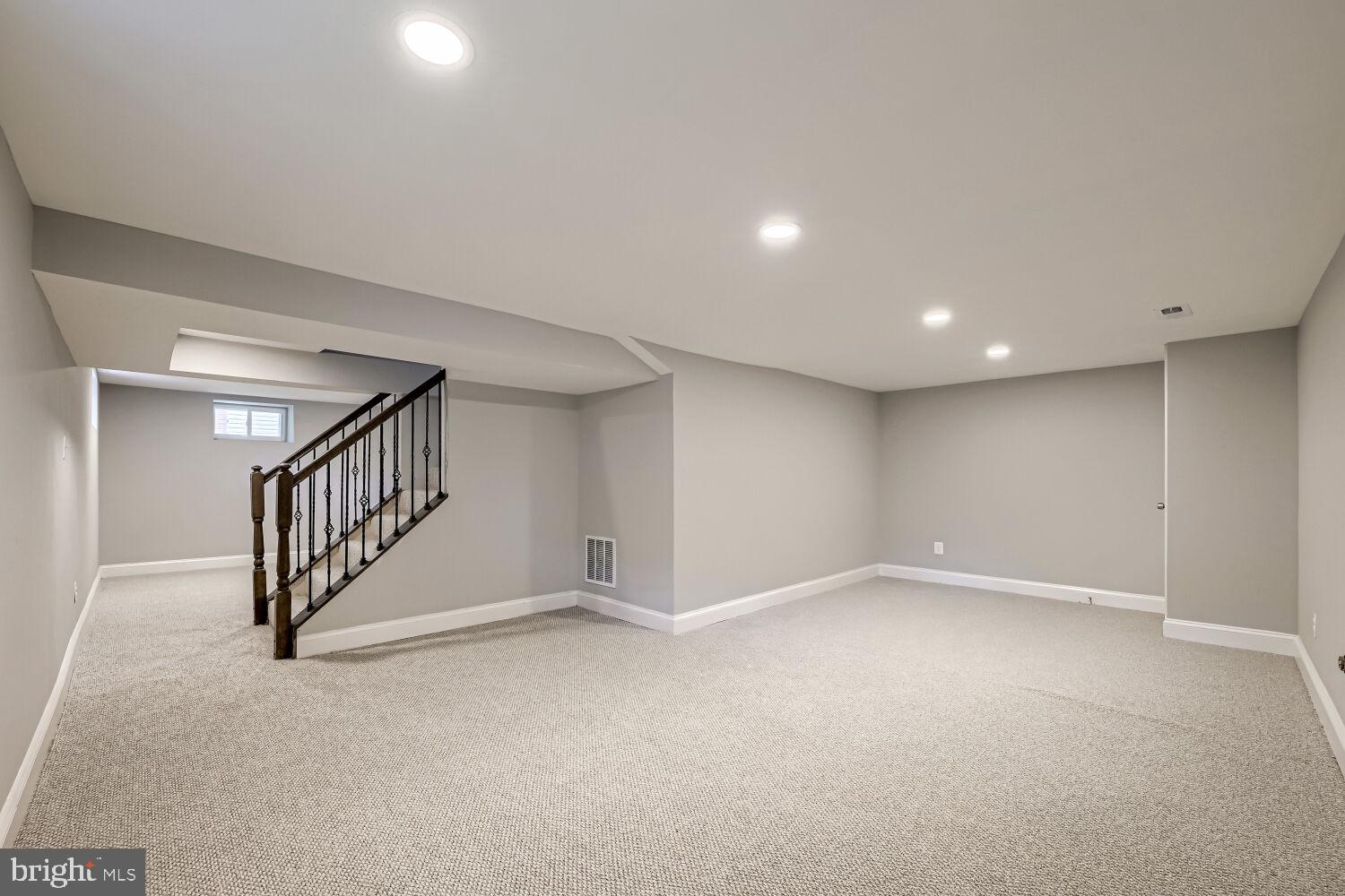 100 CLARENDON AVENUE