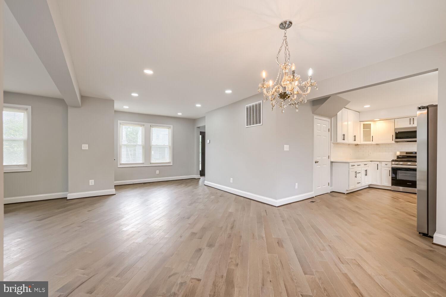 100 CLARENDON AVENUE