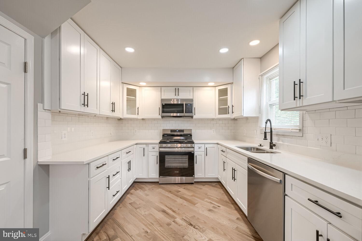 100 CLARENDON AVENUE