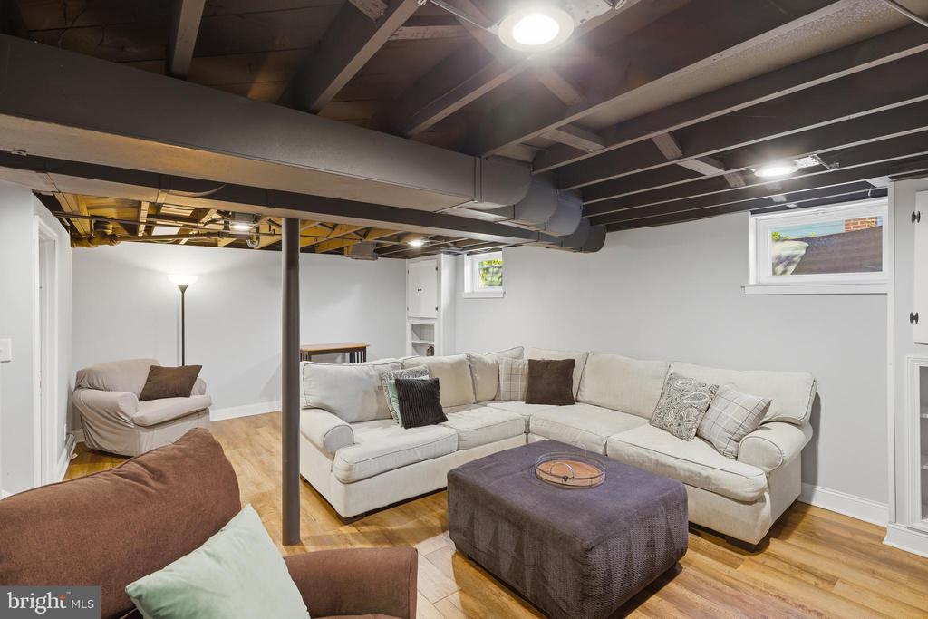10319 GREENTOP ROAD