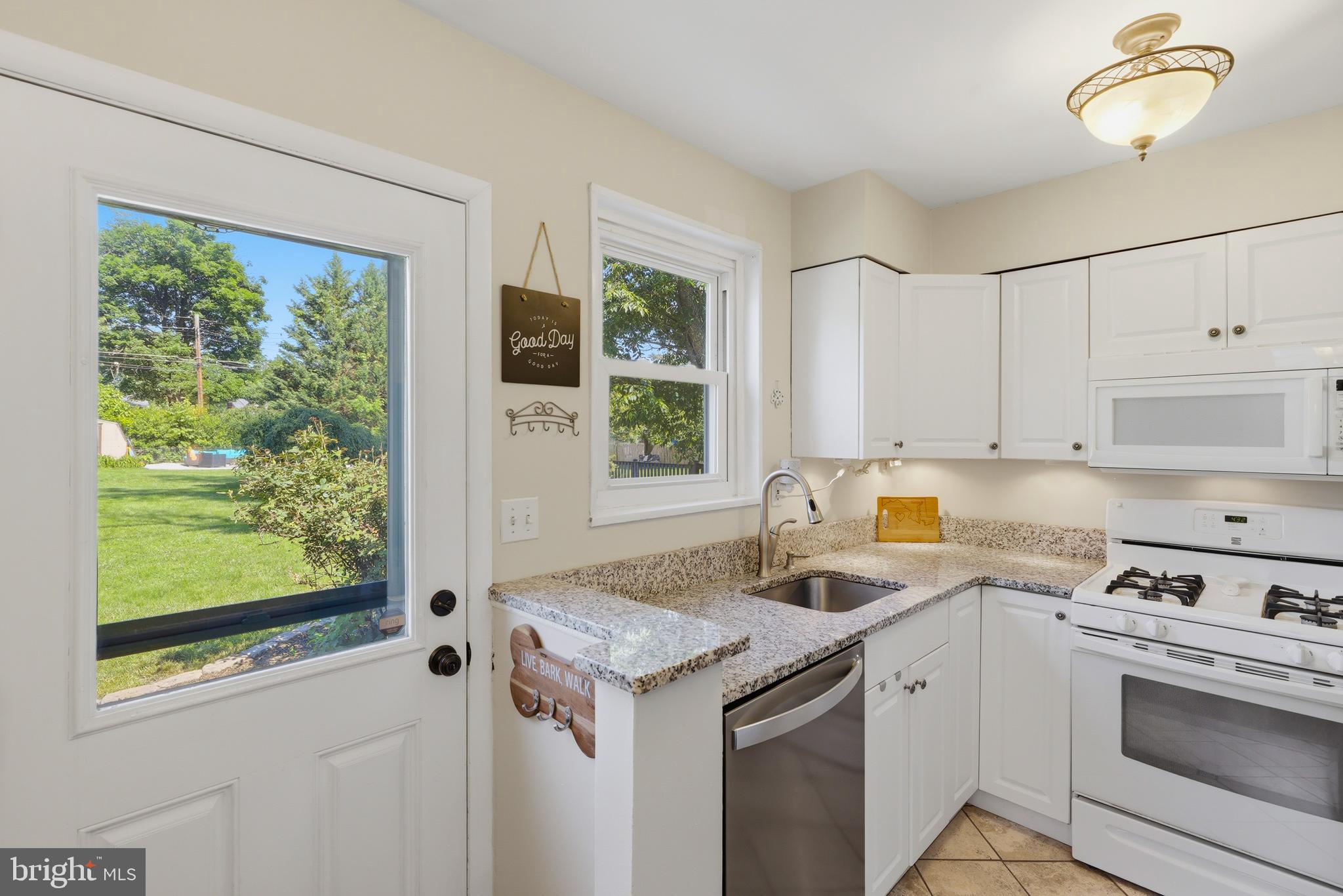 10319 GREENTOP ROAD
