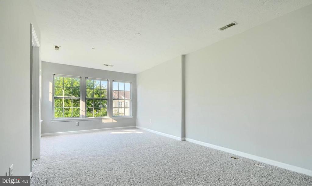 9863 DECATUR ROAD