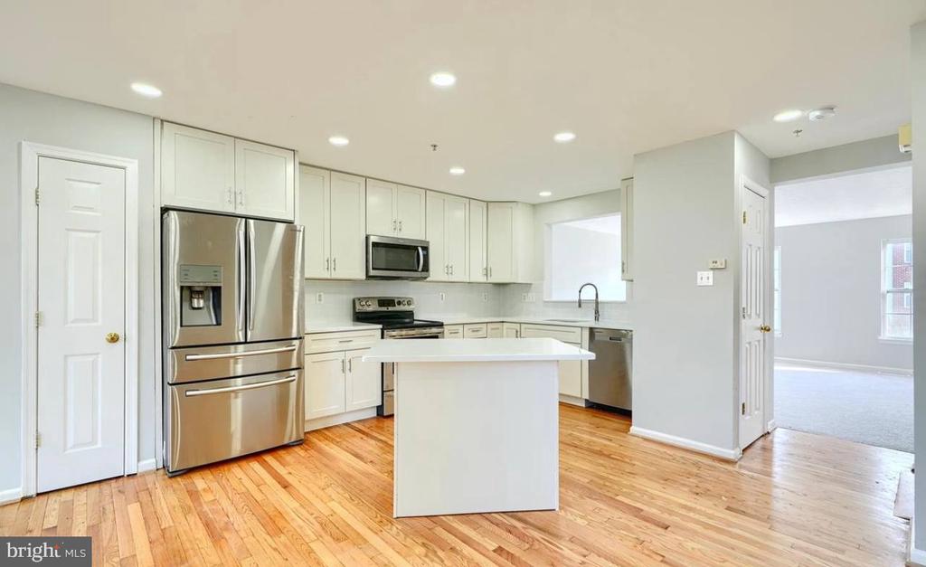 9863 DECATUR ROAD