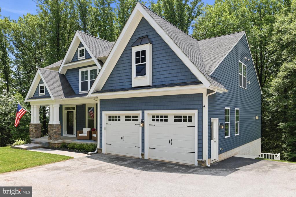 1215B PROVIDENCE ROAD