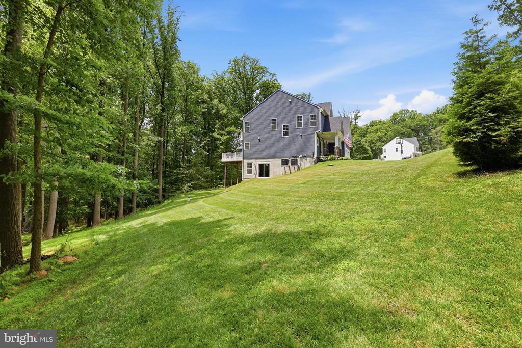 1215B PROVIDENCE ROAD