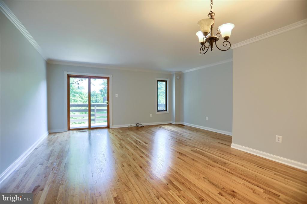 20 STONERIDGE COURT 22