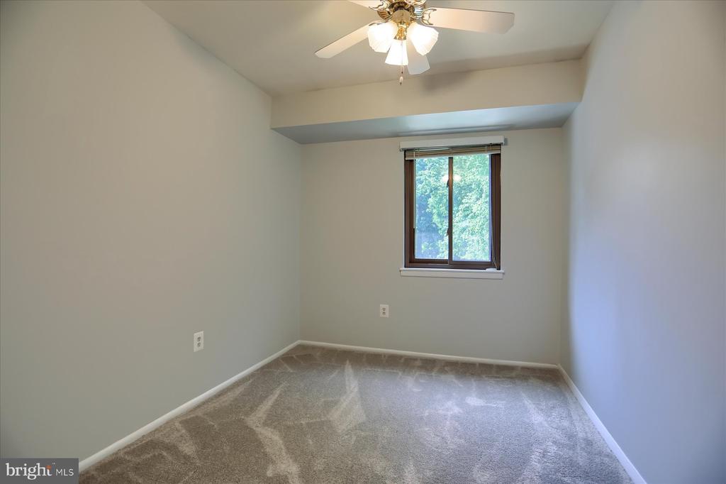 20 STONERIDGE COURT 22