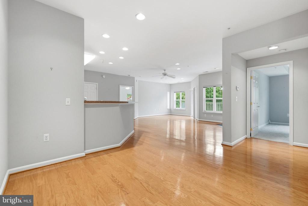 307 WYNDHAM CIRCLE 307 H