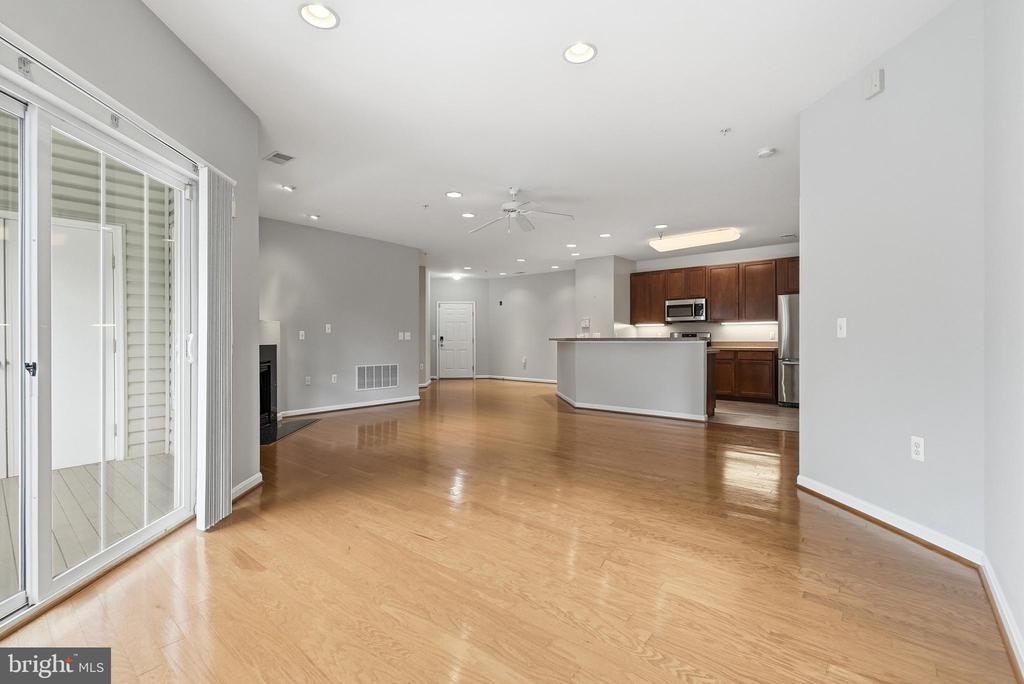 307 WYNDHAM CIRCLE 307 H