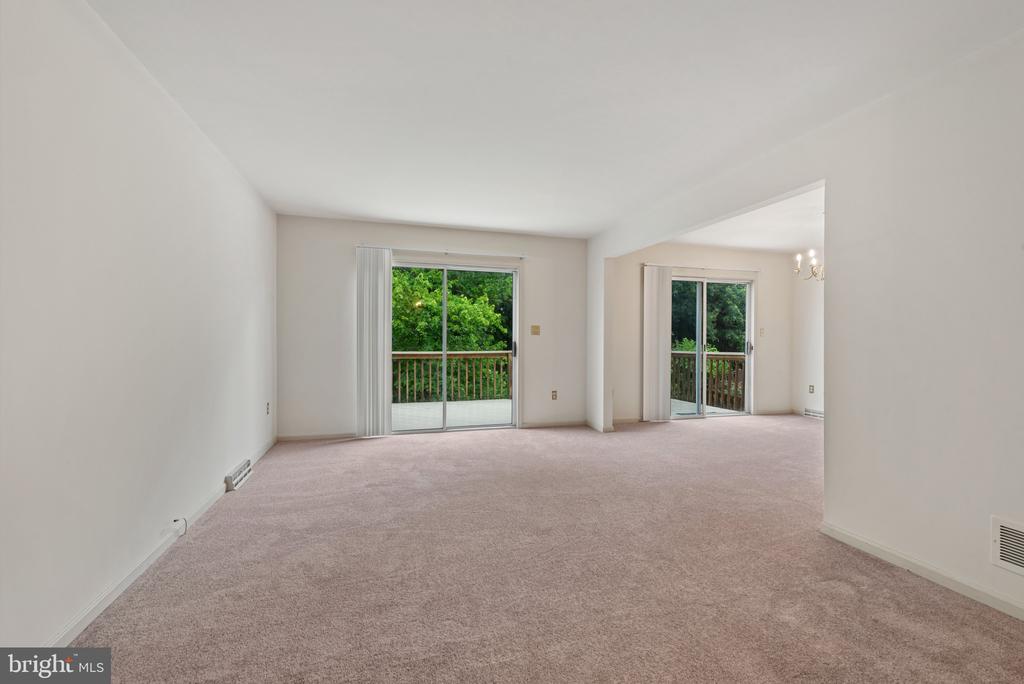 2001 VISTA LANE