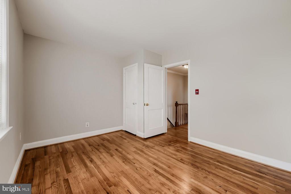 1529 DOXBURY ROAD