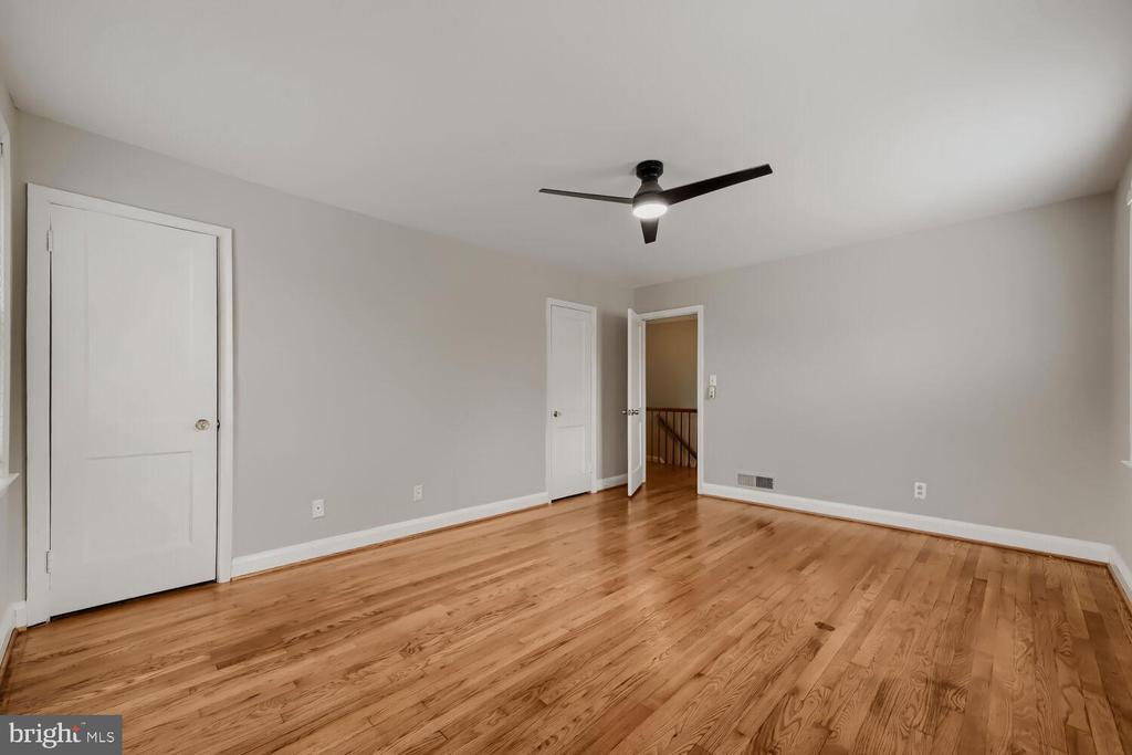 1529 DOXBURY ROAD