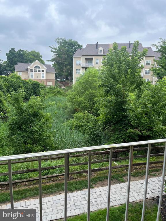 2322 FALLS GABLE LANE Unit: J