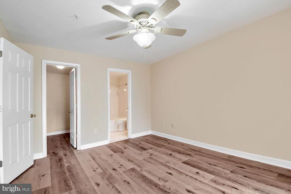 2322 FALLS GABLE LANE Unit: J