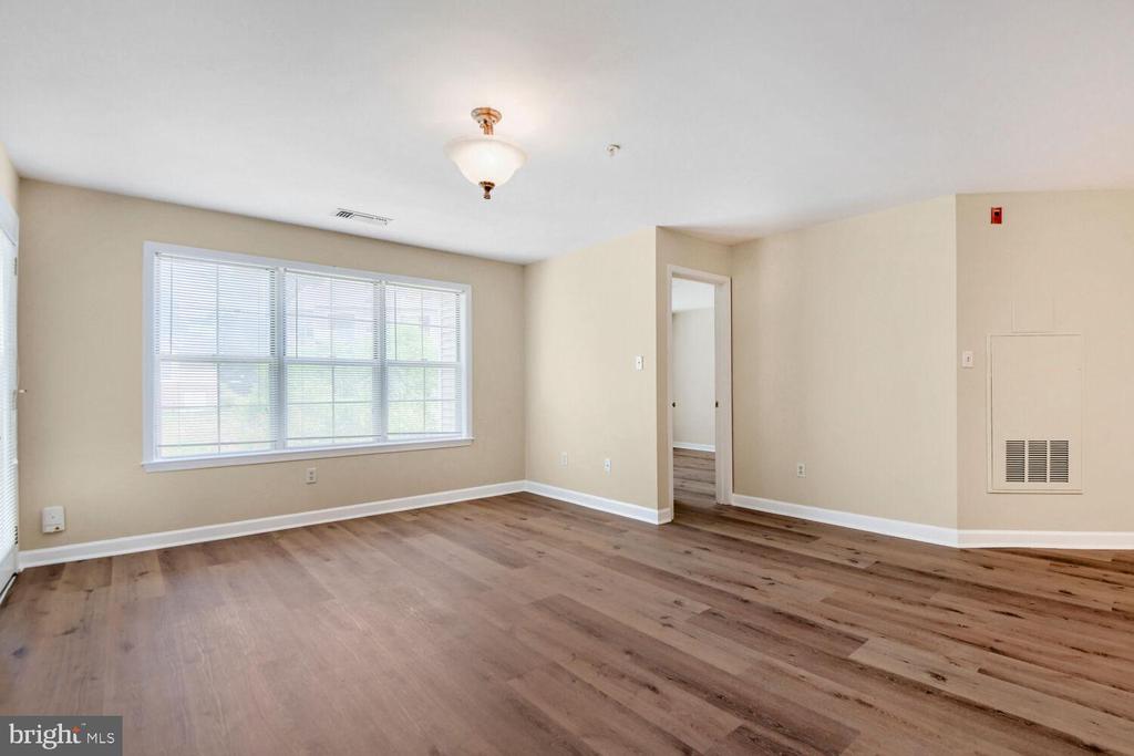 2322 FALLS GABLE LANE Unit: J