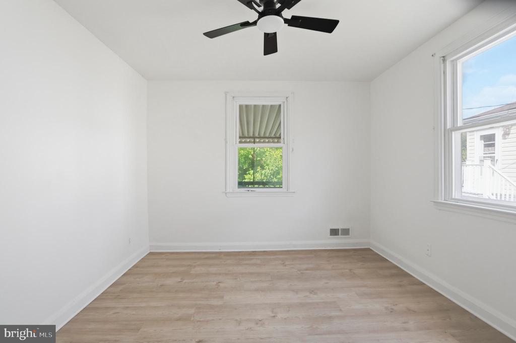 4222 THORNCLIFF ROAD