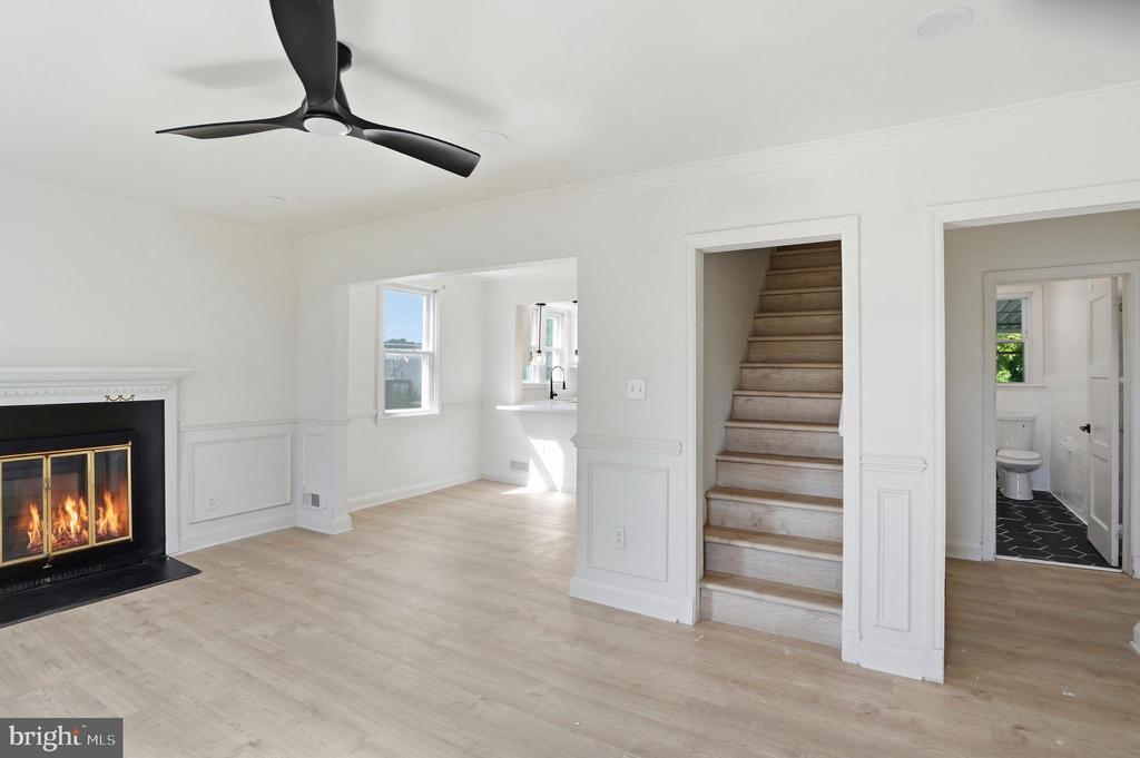 4222 THORNCLIFF ROAD