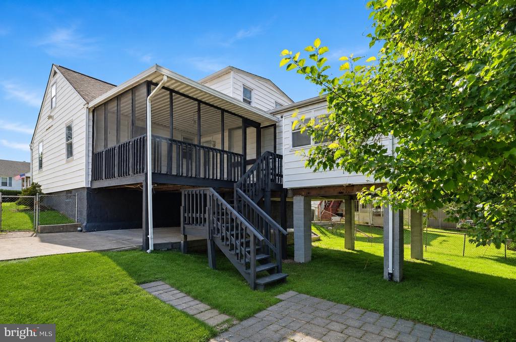 4222 THORNCLIFF ROAD