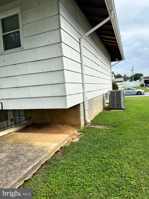 8336 SCOTTS LEVEL ROAD
