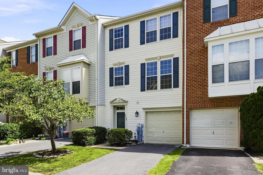9739 HARVESTER CIRCLE Unit: 9739