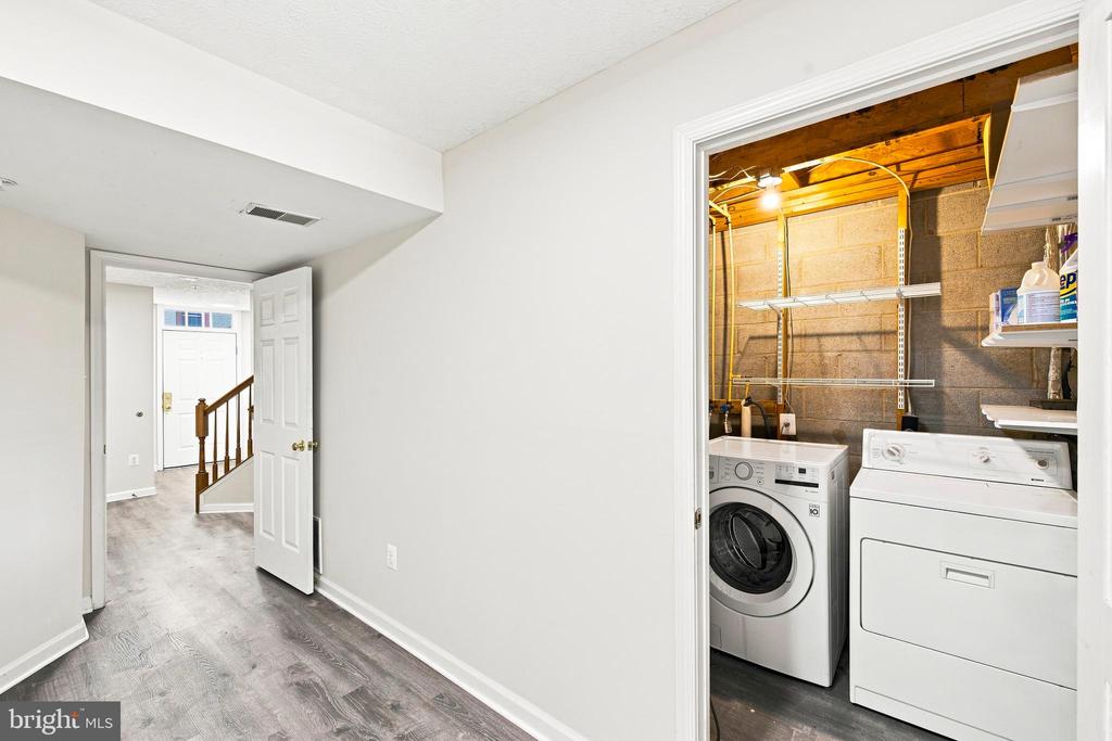 9739 HARVESTER CIRCLE Unit: 9739