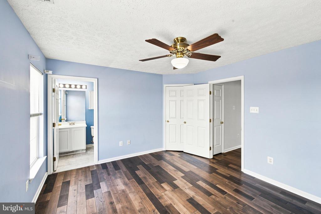 9739 HARVESTER CIRCLE Unit: 9739