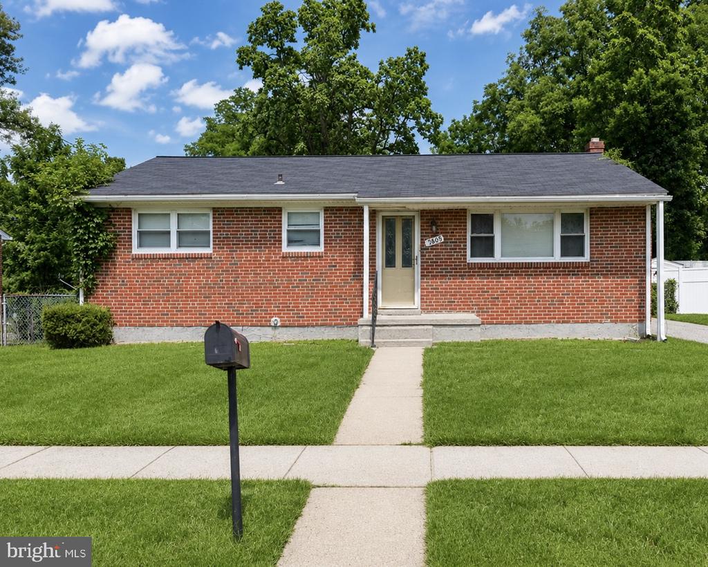 2808 GREENLAWN ROAD